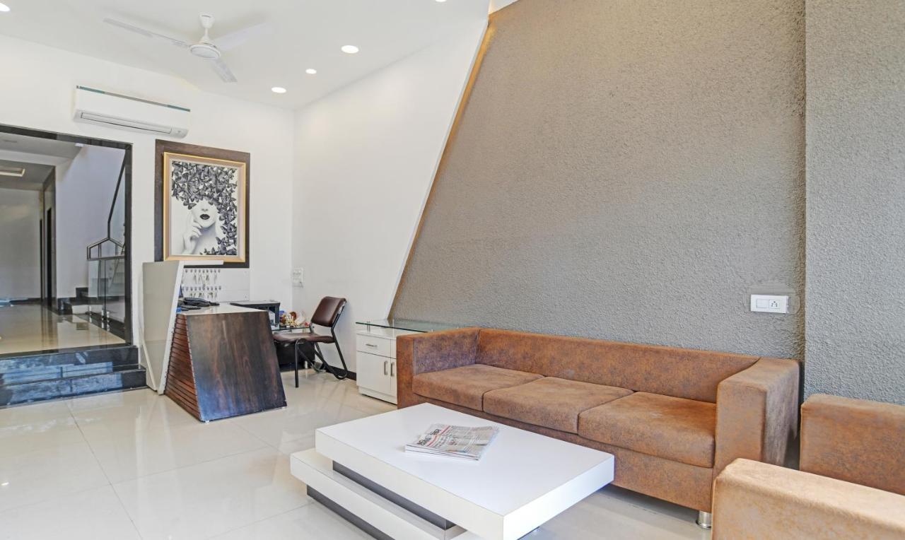 Treebo Grand Euro Pipliyahana Square إندور المظهر الخارجي الصورة