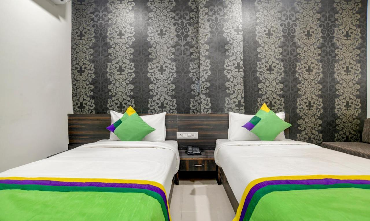Treebo Grand Euro Pipliyahana Square إندور المظهر الخارجي الصورة